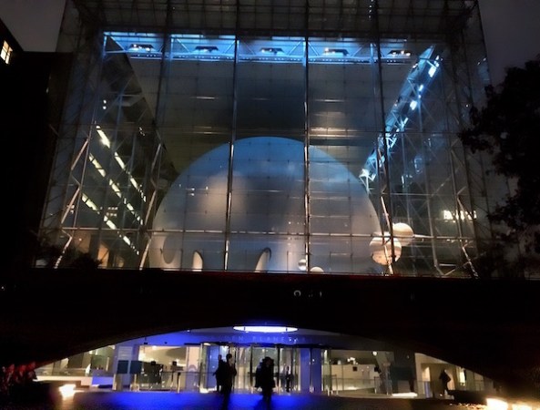 Photo © J. Lynn Stapleton, 7th November 2015.